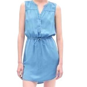 Gap Classic Chambray Popover Dress